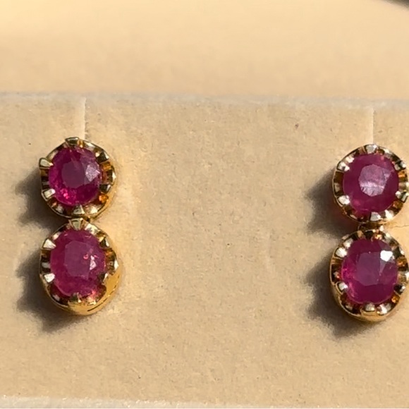 Natural Burmese Ruby over  Earrings in 18 k solid gold ⭐️Lab certificate⭐️ - Picture 3 of 7